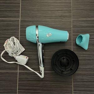 T3 Featherweight Blue Hair Dryer with Diffuser